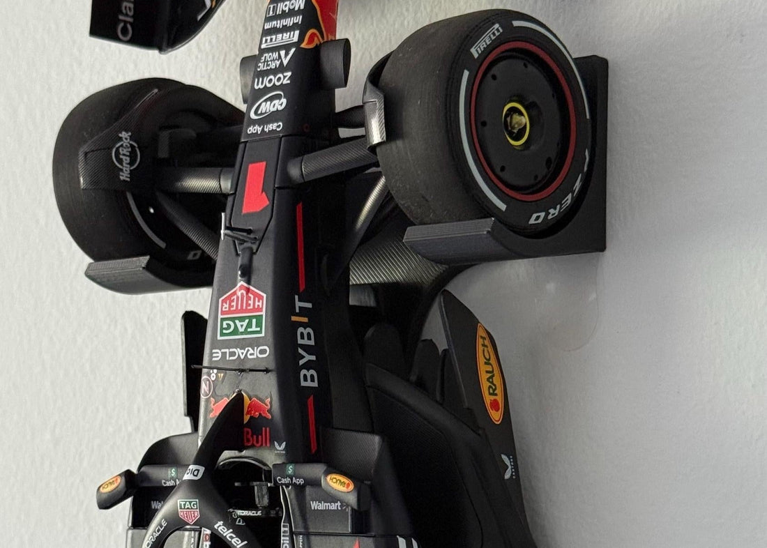 New 1:18 scale F1 and Indycar wall mounts available