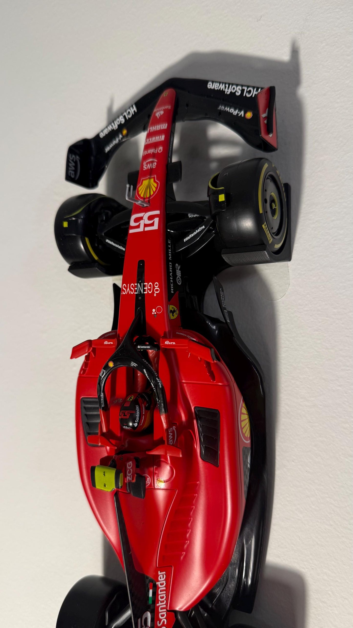 1/18 Scale F1 Car Wall Mount - Minichamps and Bburago Model Display