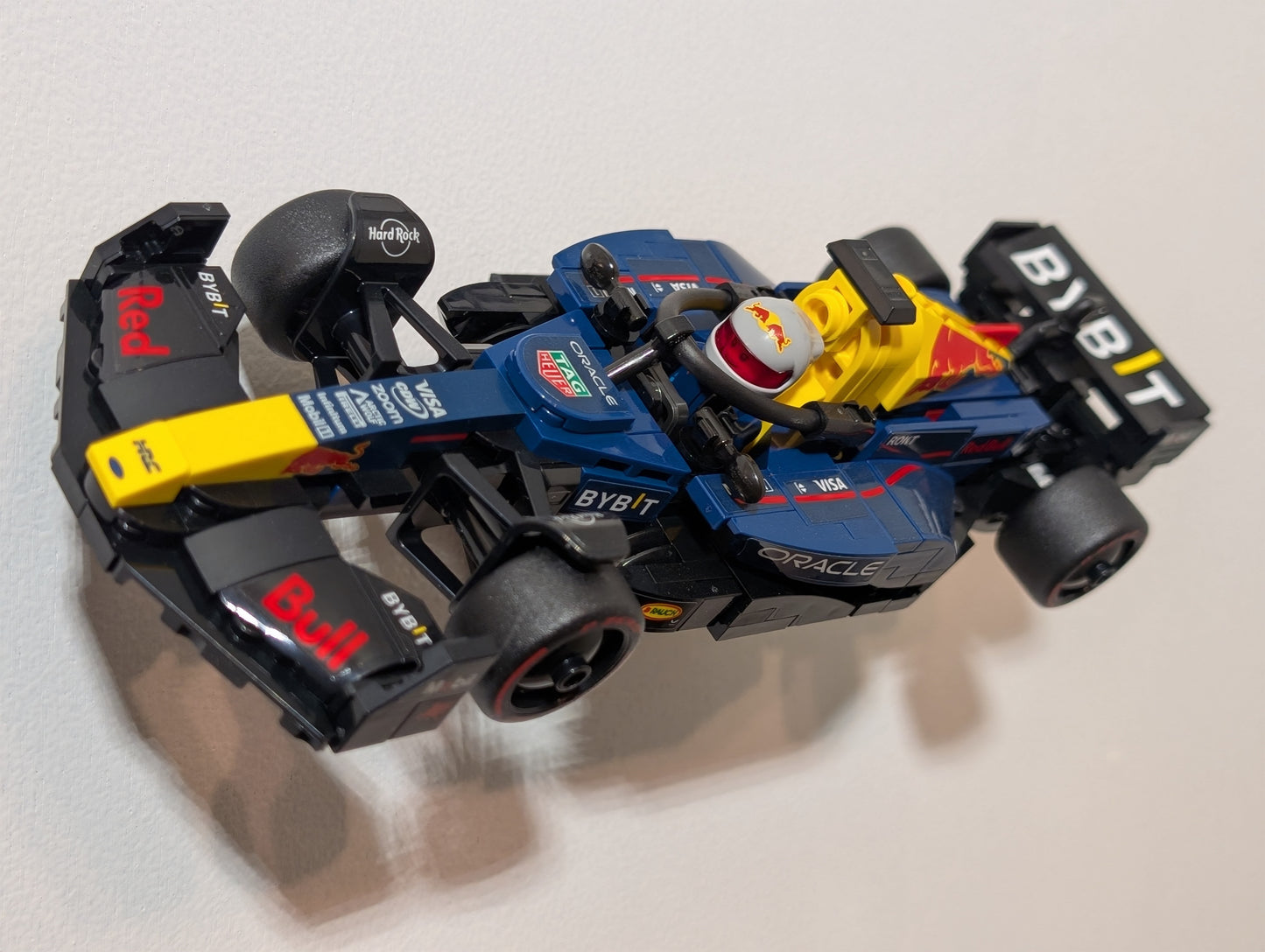 Horizontal (angled) wall display mount for LEGO F1 Speed Champions cars