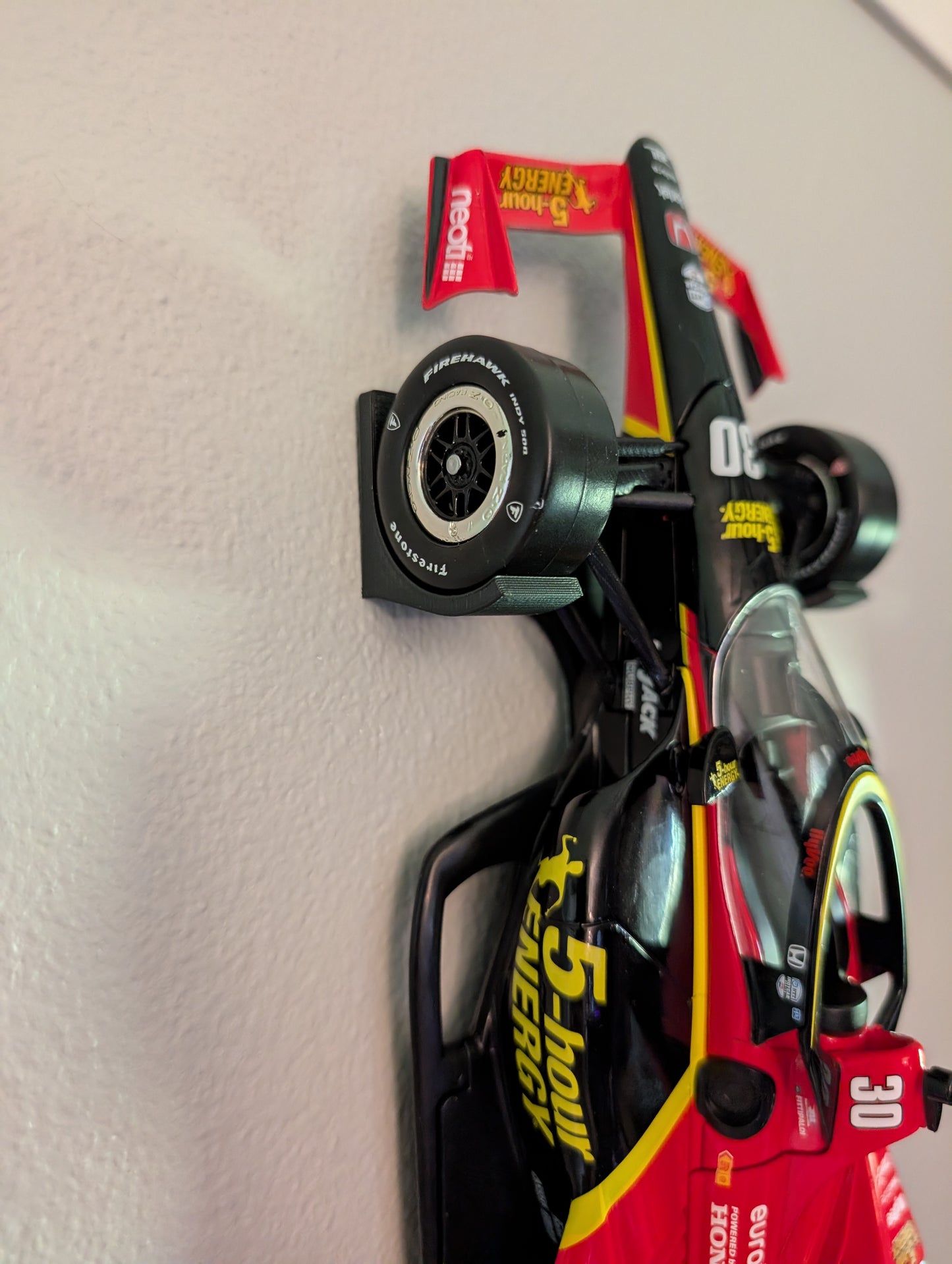 1/18 Scale Indycar Model Car Wall Mount: Greenlight Collectibles Display