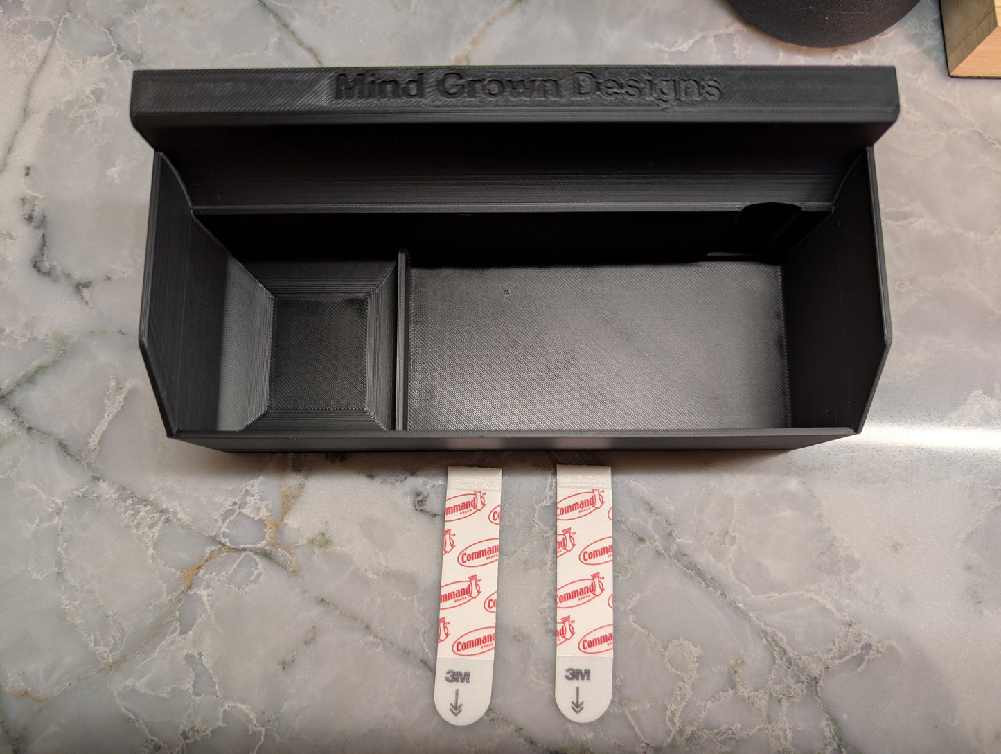 1/10 Scale F1 Car Wall Mount: Maisto TECH R/C Model Display